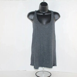 Lululemon workout top